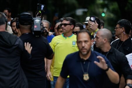 senador-flavio-bolsonaro-partido-liberal-rj-manifestacao-bolsonarista-na-avenida-paulista-acorda-brasil