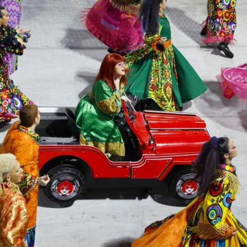 Desfile da Mocidade – Foto: Domingos Peixoto / Agência Globo