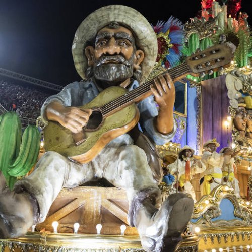 Desfile marca estreia da Acadêmicos de Niterói na elite da Marquês de Sapucaí – Eduardo Anizelli/Folhapress